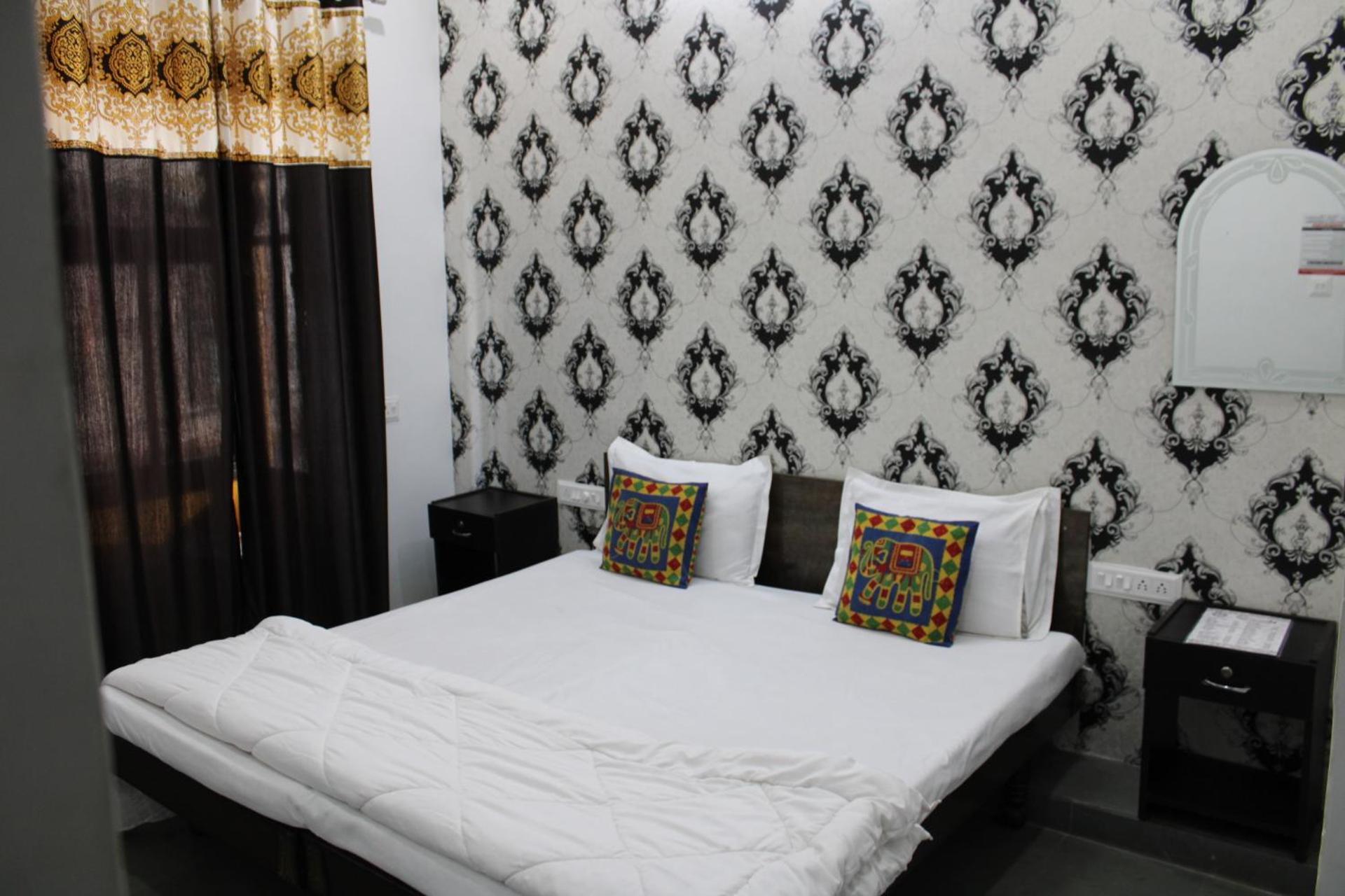 Hill Paradise Home Stay Udaipur Quarto foto